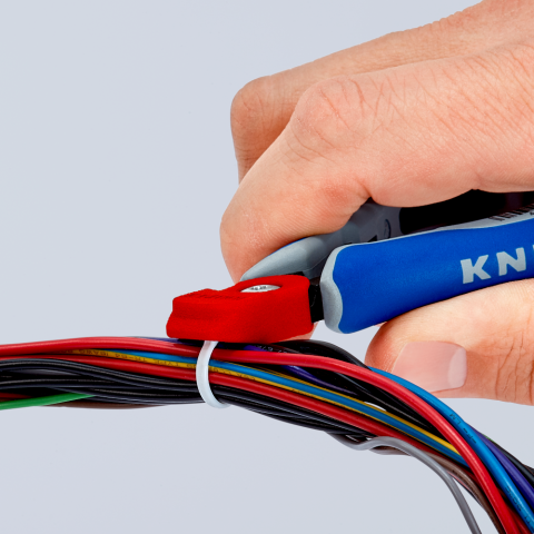 KNIPEX 00 11 V79 Anwendung